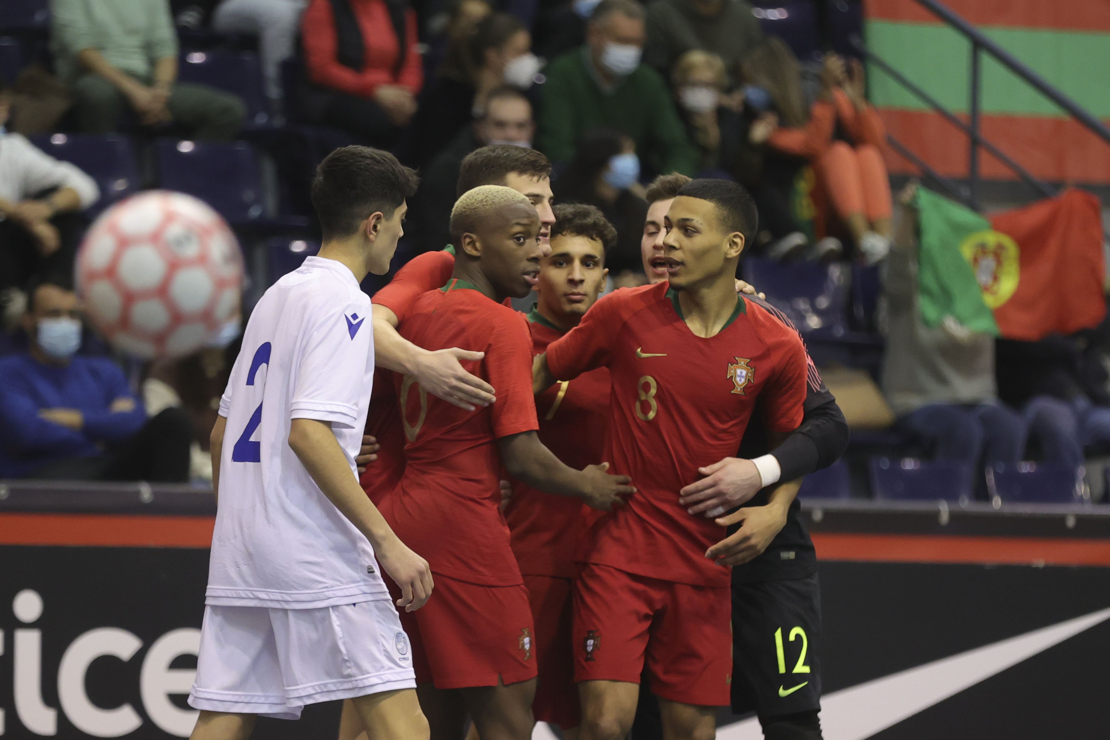 Sub-19: Portugal vence República Checa por 3-0 e já está na fase final