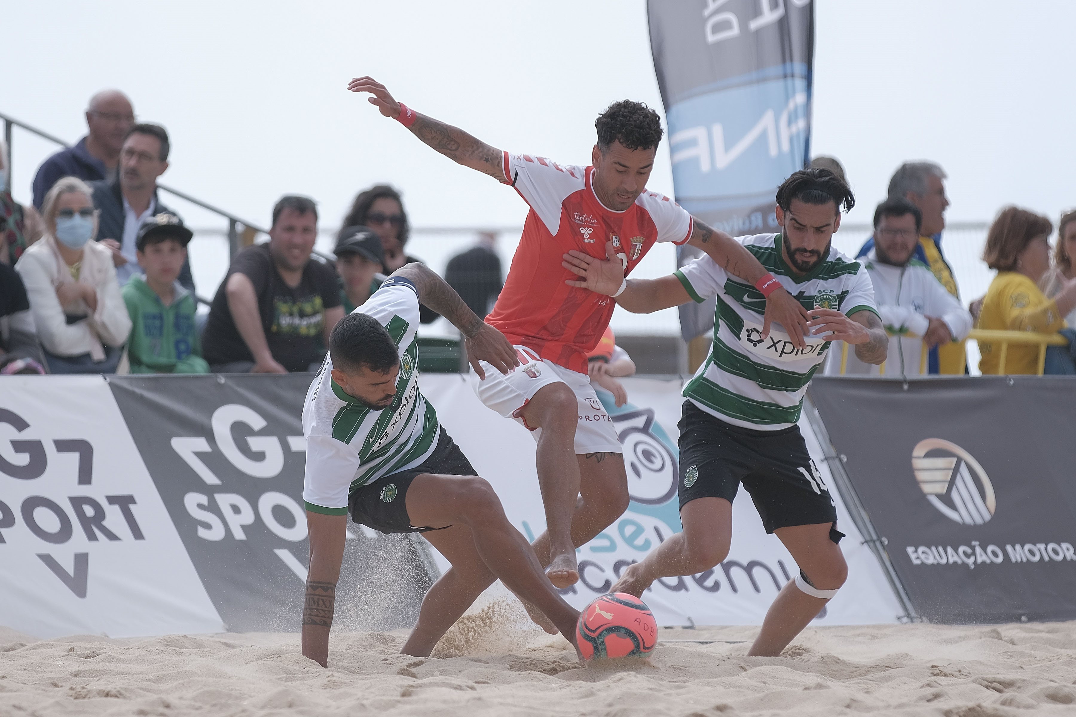 Futebol de Praia Portugal - A Jornada 3 do Campeonato Elite disputa-se em  Buarcos! ⚽🏟 Confere todos os jogos de hoje. 👇 #futebolpraia #portugal  #figueiradafoz #FPF