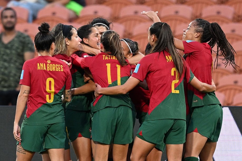 Histórico: Portugal vence Camarões e qualifica-se pela primeira vez para um  Mundial feminino – Observador