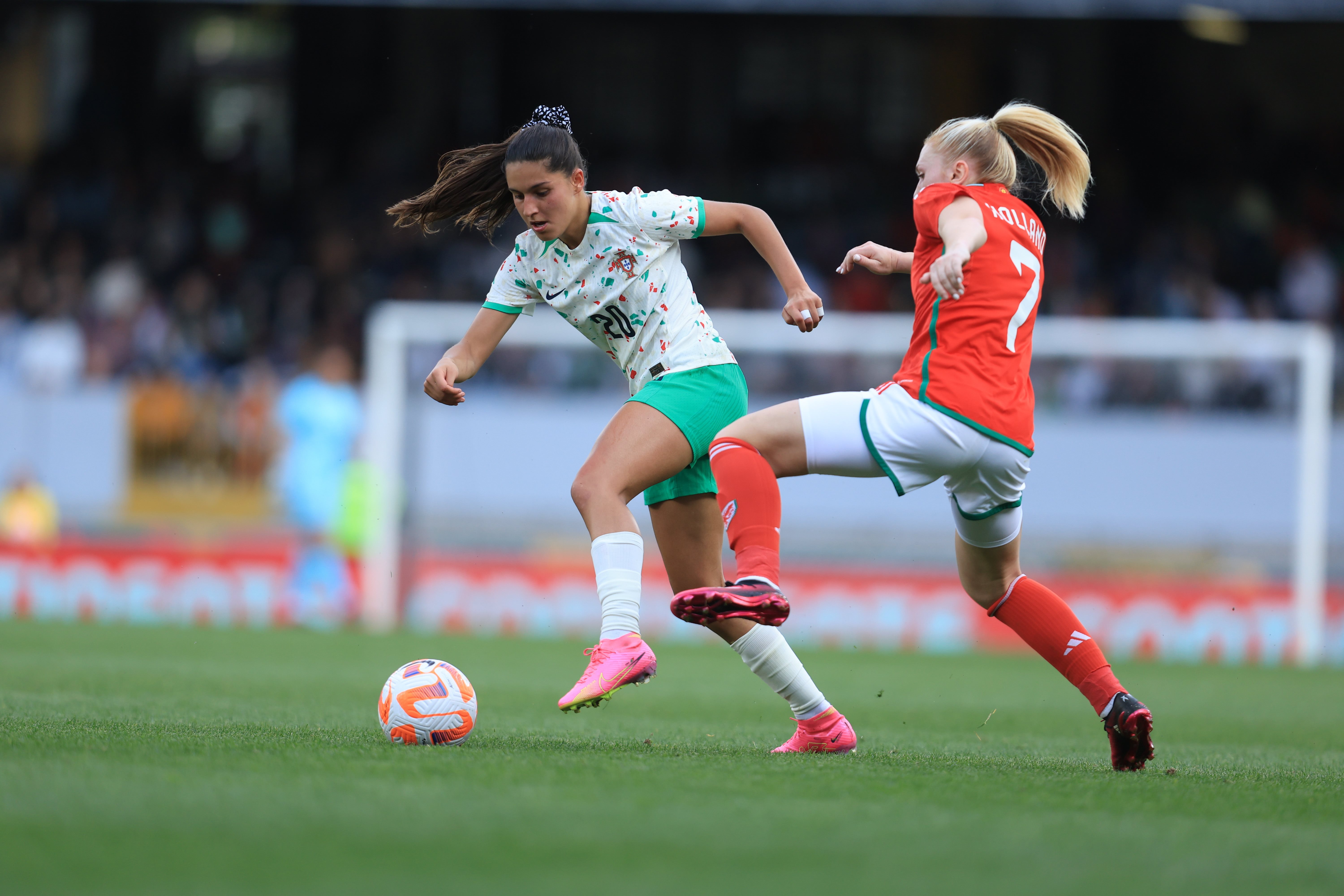 É oficial: RTP vai transmitir os jogos de Portugal no Mundial de futebol  feminino